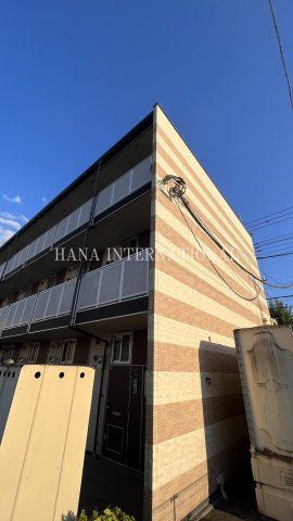 レオパレスアルシオネの外観