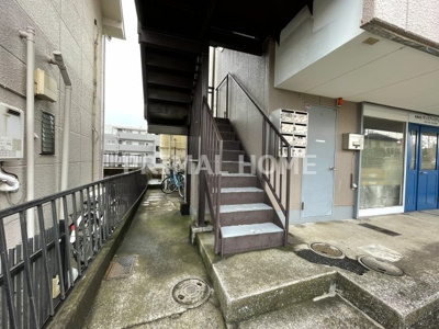 【エントランス】 | 小机ハイツ