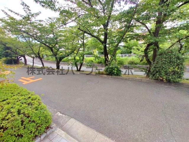 三井団地97号棟の周辺