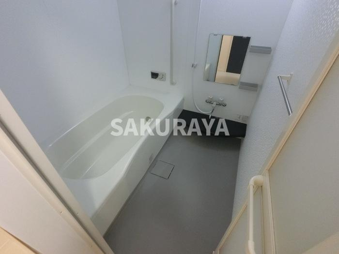 ベルグ Ⅱ Ａの浴室