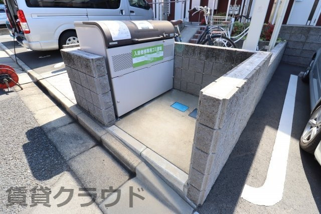 ベルフォーレ千葉寺のその他共用部分|ゴミ捨て場　BOXタイプなので散らかりにくくていいですね！