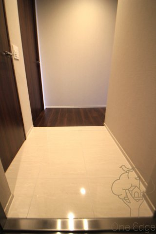 クレヴィアタワー御堂筋本町の玄関