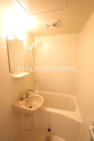 Ｔ．ＨＯＵＳＥ の浴室