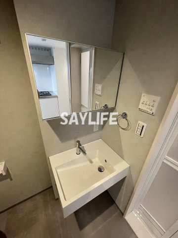 CRASTINE小路東Aのその他