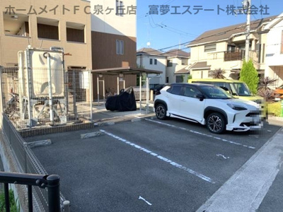 【駐車場】 | スリーハーブズ狭山I番館