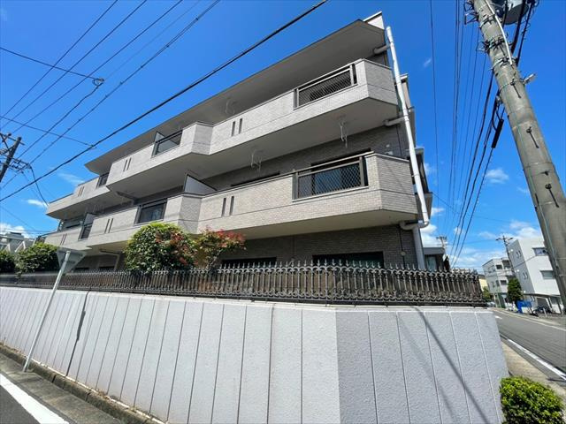 ロイヤル西崎