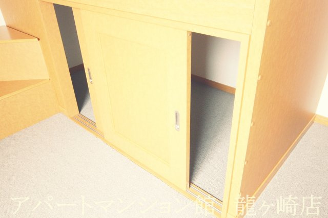 レオパレスエスポワールUの収納