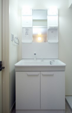 Azurの独立洗面台