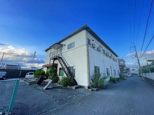 いかるが別館倉庫の外観