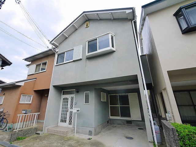 奈良市東九条町貸家の外観|きれいな外観です