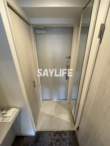 メゾンキコー今里の玄関