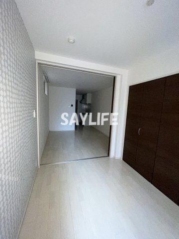 大阪市東成区深江北２丁目のアパートの洋室