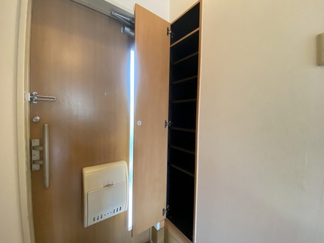 ヒルサイドテラスの玄関