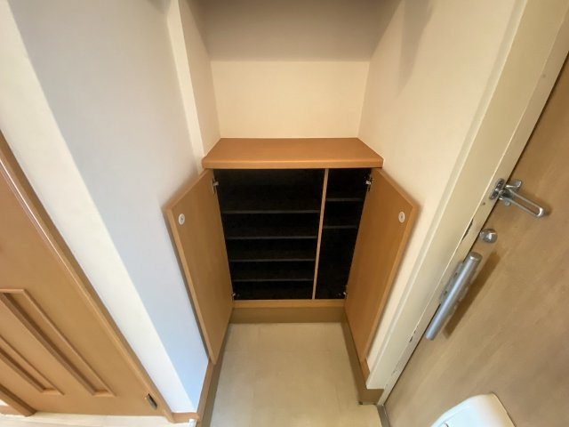 ヒルサイドテラスの玄関