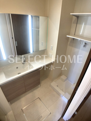 【洗面所】 | Ｆｏｒｔｕｎｅ | 明るい洗面所です