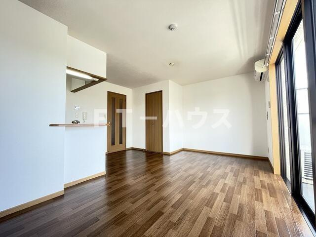 ＰＬＵＭＥの居間・リビング