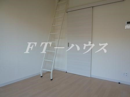 ＮＳＫコーポ幕張の寝室