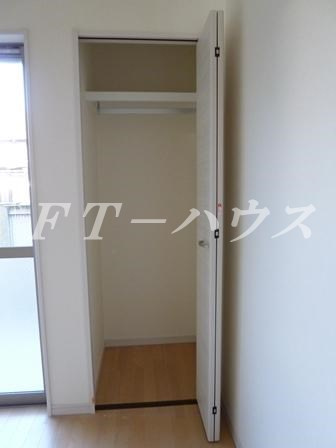 ＮＳＫコーポ幕張の収納