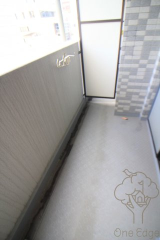 エスリード堂島のバルコニー