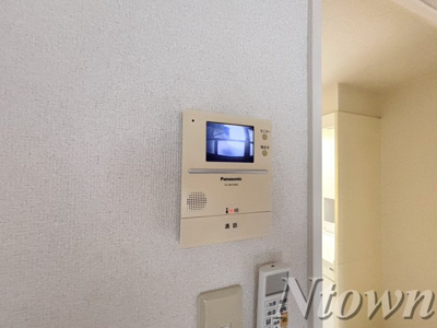 【セキュリティ】 | サンシティ | モニター付きインターホンです