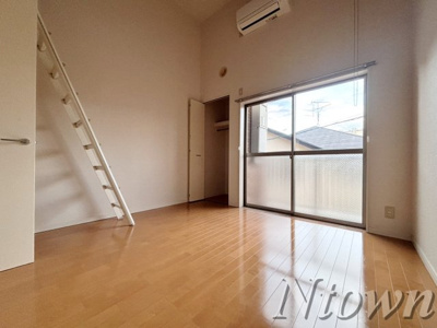 【居間・リビング】 | サンシティ | ゆったりとした居間です