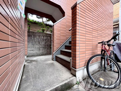 【エントランス】 | サンシティ | ゆとりのあるエントランスです