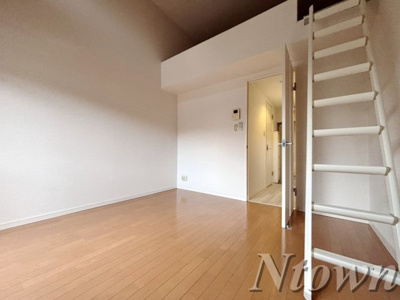 【居間・リビング】 | サンシティ | ゆったりとした居間です