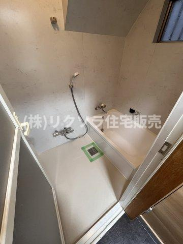 長尾家具町3丁目　中古一戸建ての浴室|浴室
■物件内覧・資金計画相談・住宅ローン相談、リフォーム相談、お問合せ受付中■
※当日・翌日のご内覧、ご相談はお電話でのお問合せがスムーズです！