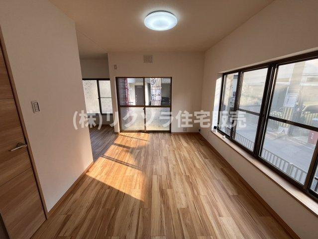 長尾家具町3丁目　中古一戸建てのキッチン|LDK13.5帖
■物件内覧・資金計画相談・住宅ローン相談、リフォーム相談、お問合せ受付中■
※当日・翌日のご内覧、ご相談はお電話でのお問合せがスムーズです！