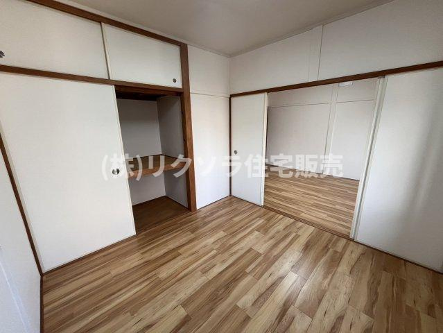 長尾家具町3丁目　中古一戸建ての子供部屋|洋室4.5帖　収納付き
■物件内覧・資金計画相談・住宅ローン相談、リフォーム相談、お問合せ受付中■
※当日・翌日のご内覧、ご相談はお電話でのお問合せがスムーズです！