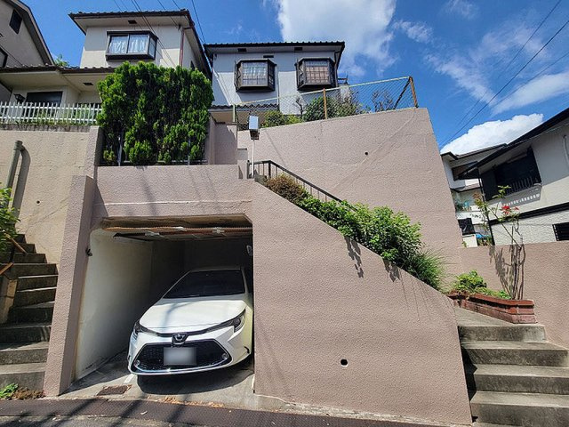 朝日丘町　中古一戸建ての外観