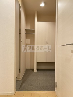 セクレール北本町　B棟の玄関