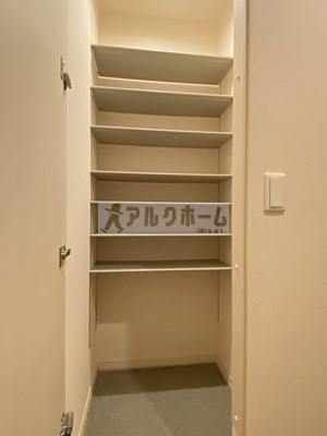 セクレール北本町　B棟の玄関