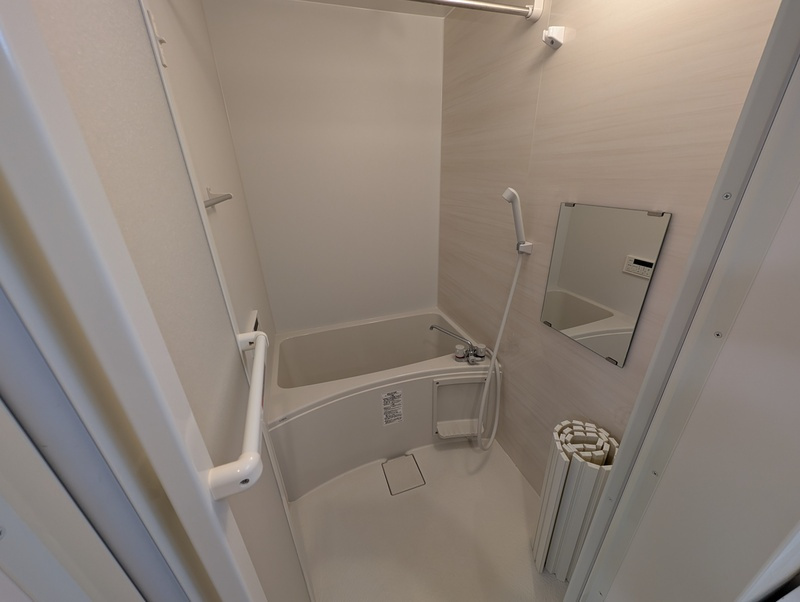 アザーレ・バモス百合ヶ丘の浴室