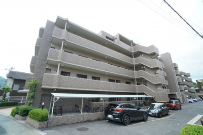 【外観】 | ファミール上安ステーションサイド(リノベ済） | 現地（2022年8月26日13:30頃）撮影