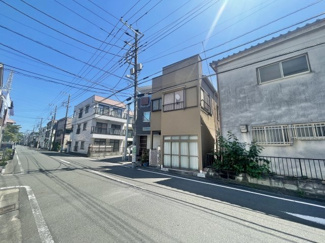 【前面道路含む現地写真】