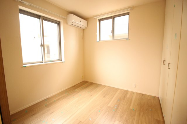 神明貸家A棟の居間・リビング