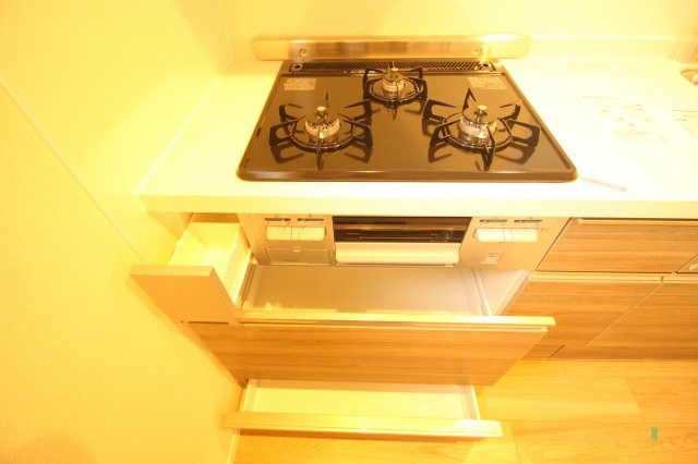 神明貸家A棟のキッチン