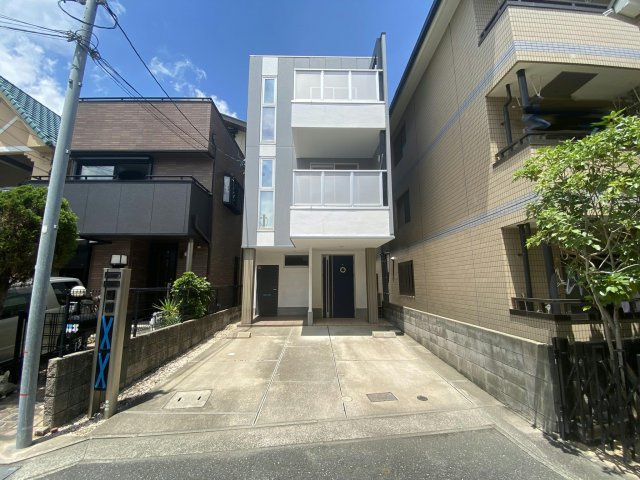 行基町2丁目の外観