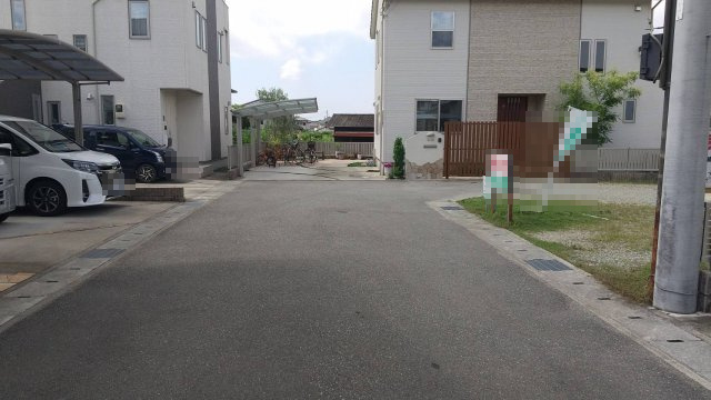 姫路市辻井7丁目／売土地の前面道路含む現地写真