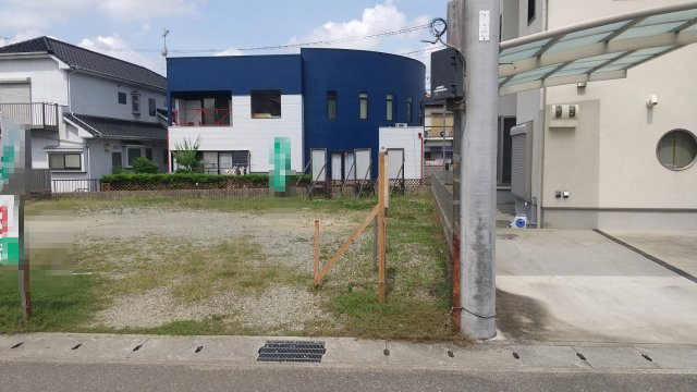 姫路市辻井7丁目／売土地の前面道路含む現地写真