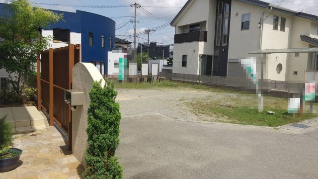 姫路市辻井7丁目／売土地の前面道路含む現地写真