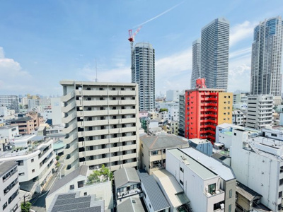 【展望】 | クラウンハイム弁天町 | ■バルコニーからの眺望です。カーテンは開けっ放しでもよさそうですね。