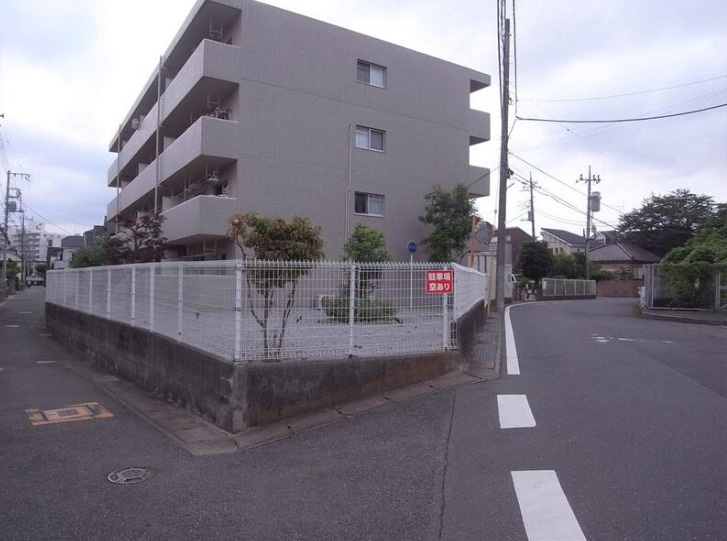 PLENDY北小金の外観