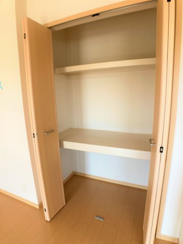 グランデカメリア山の手Ⅸの収納