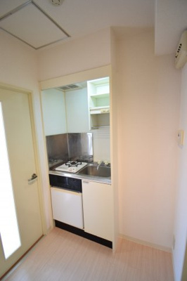 【キッチン】 | フルーレゾン神戸パートⅡ | キッチンです