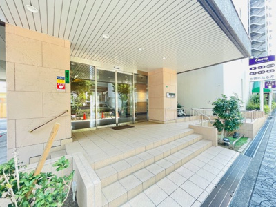 【エントランス】 | 藤和市岡ハイタウン