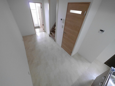 【居間・リビング】 | 鈴蘭台東町2丁目貸家