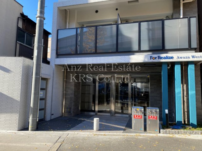 【エントランス】 | フォーリアライズ阿波座ウェスト | 便利なゴミ置き場があるスタイリッシュなエントランス☆