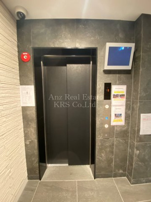 【その他共用部分】 | フォーリアライズ阿波座ウェスト | エレベーターは防犯カメラが付いているので、安心です♪